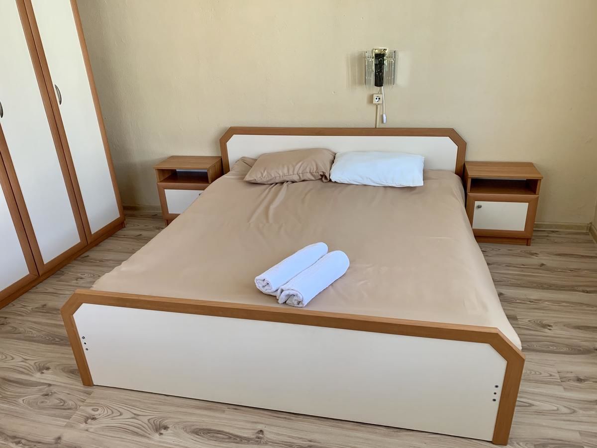 Гостевой дом Sunny House Madjare Guest House Маджаре